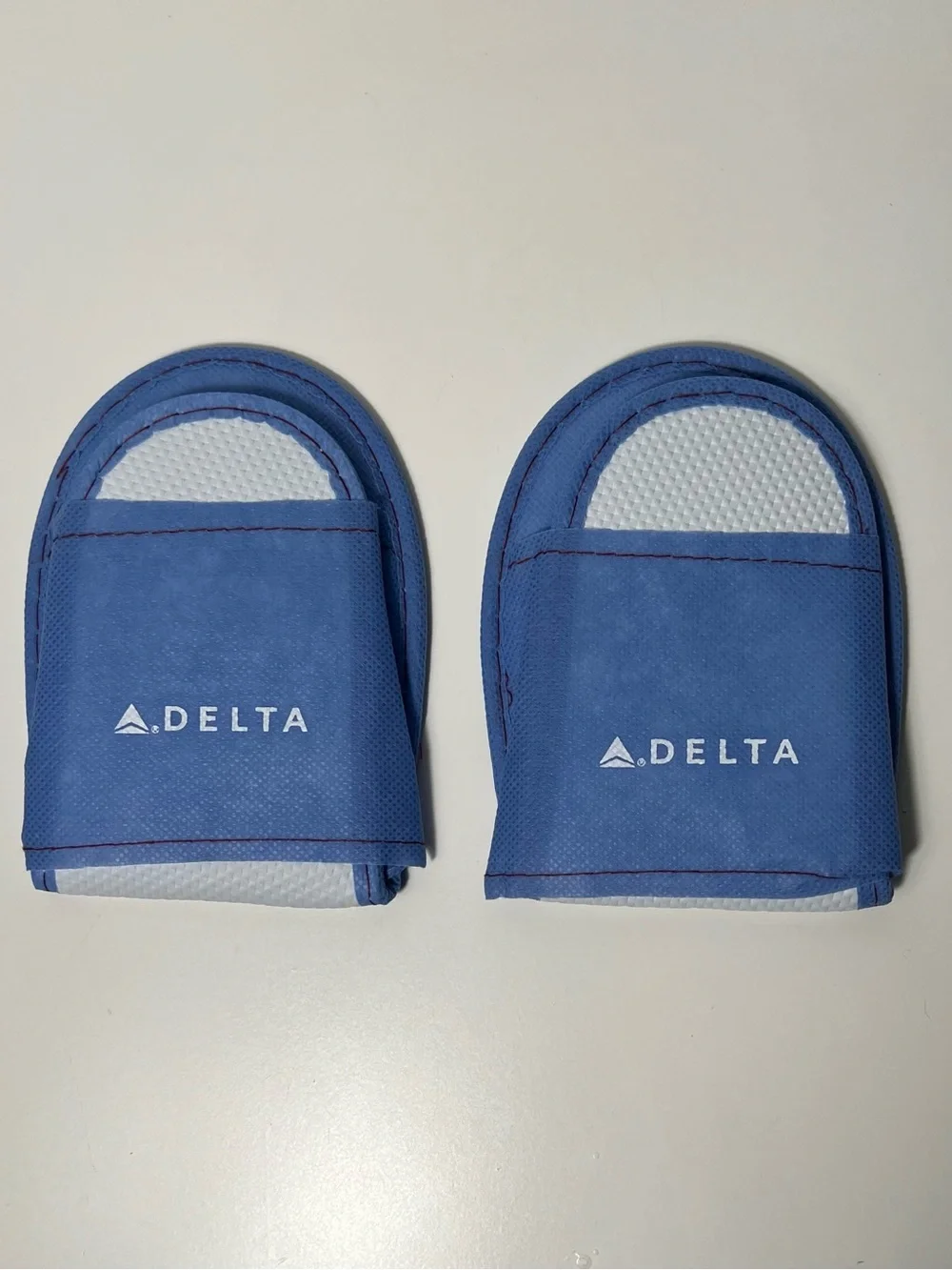 Delta Air Lines Inflight Amenity Disposable Foldable Open Toe Slippers Sandals